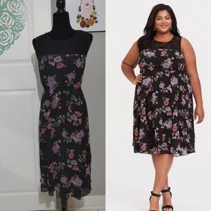 Torrid- Black Floral Lace Dress - Size 2